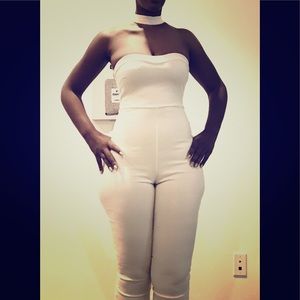 White choker Sleeveless cat suit
